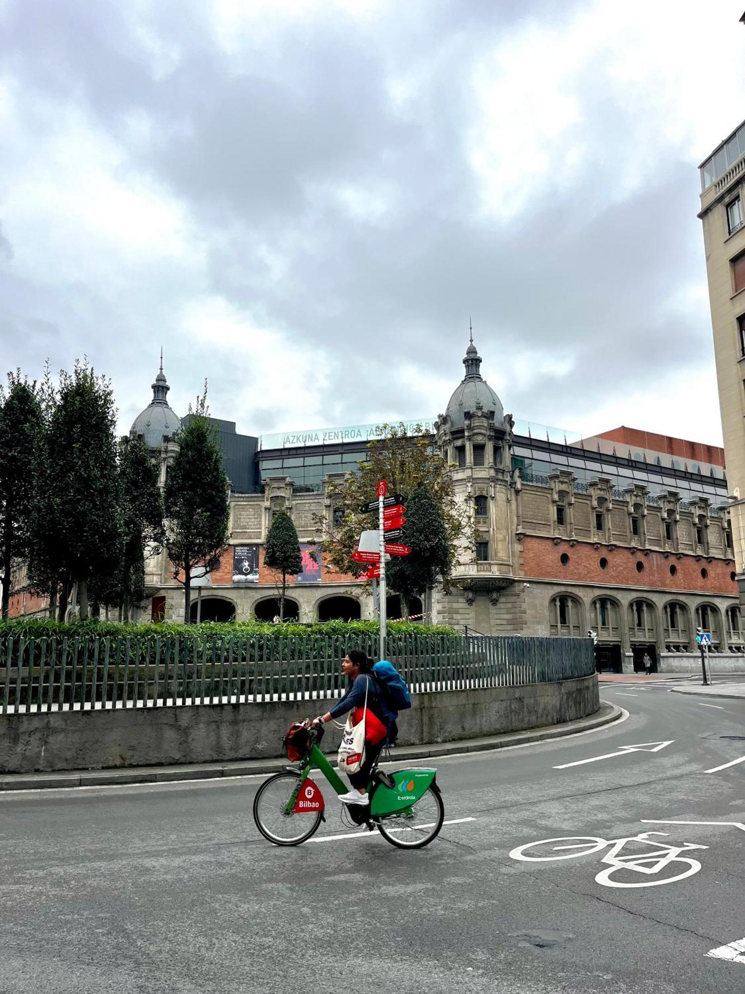 Апартаменти Piso En El Centro De Bilbao, Frente A La Alhondiga Екстер'єр фото